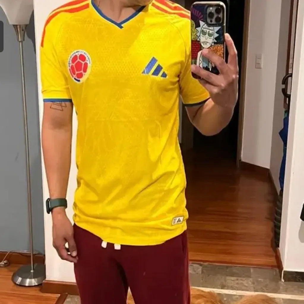 ⚽ LA NUEVA TRICOLOR QUE TODOS QUIEREN PARA ESTA COPA | LLEVA EL ORGULLO COLOMBIANO A DONDE VAYAS